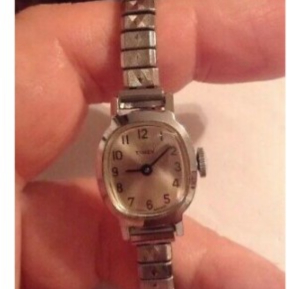 Accessories Vtg Classic Womens Timex Stretch Band Wristwatch Poshmark